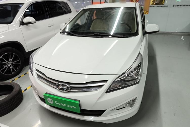 Used Hyundai Verna (older generation) 2014 1.4L Manual Smart GLS Trim Front