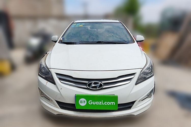 Used Hyundai Verna (older generation) 2014 1.4L Manual Smart GLS Trim Front