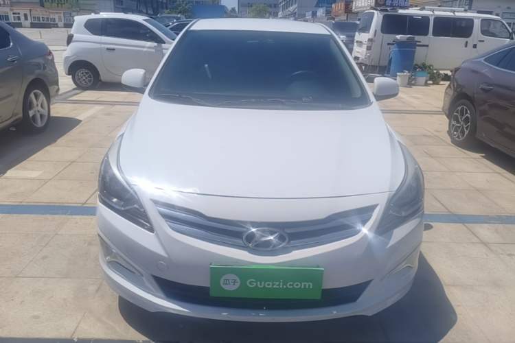 Used Hyundai Verna (older generation) 2014 1.4L Manual Smart GLS Trim Front
