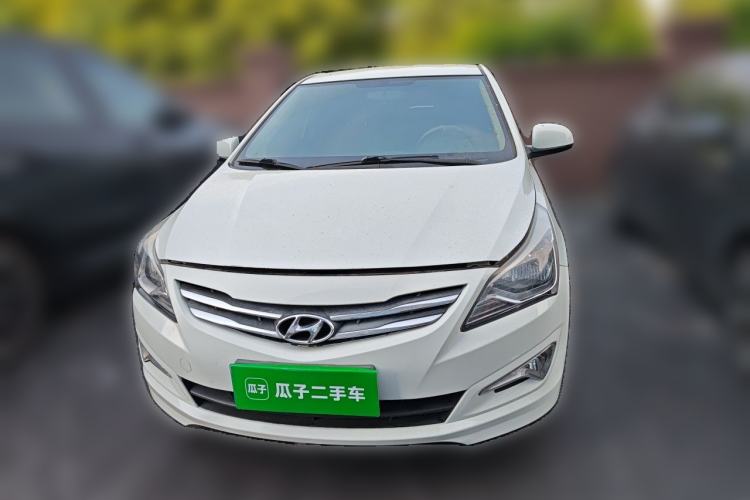 Used Hyundai Verna (older generation) 2014 1.4L Manual Smart GLS Trim Front