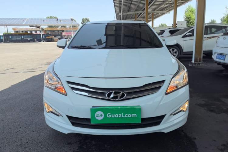 Used Hyundai Verna (older generation) 2014 1.4L Manual Smart GLS Trim Front