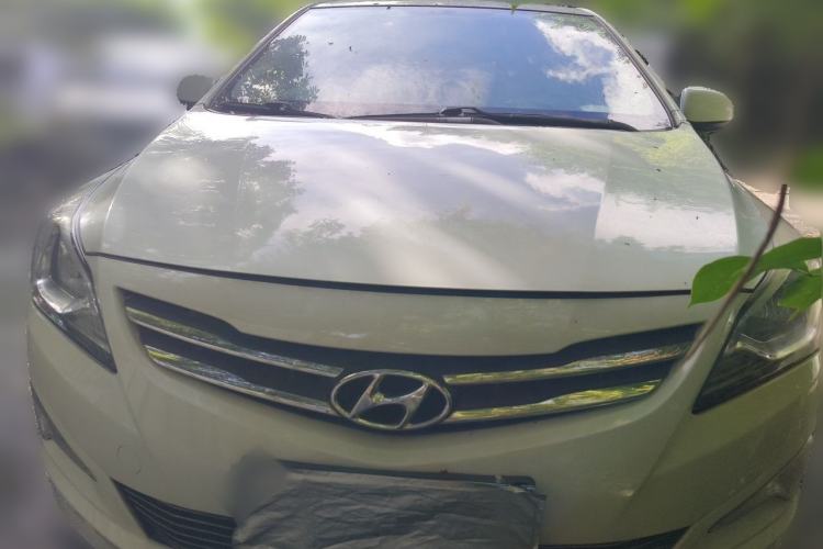 Used Hyundai Verna (older generation) 2014 1.4L Manual Smart GLS Trim Front