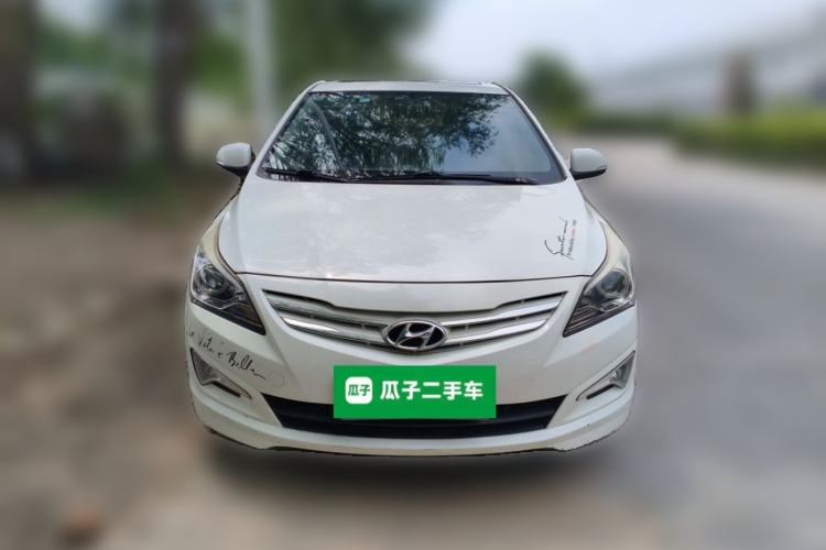 Used Hyundai Verna (older generation) 2014 1.4L Manual Top-Tier Model TOP Front
