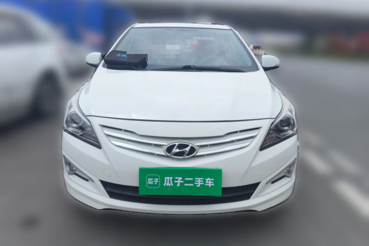Used Hyundai Verna (older generation) 2014 1.4L Manual Top-Tier Model TOP Front