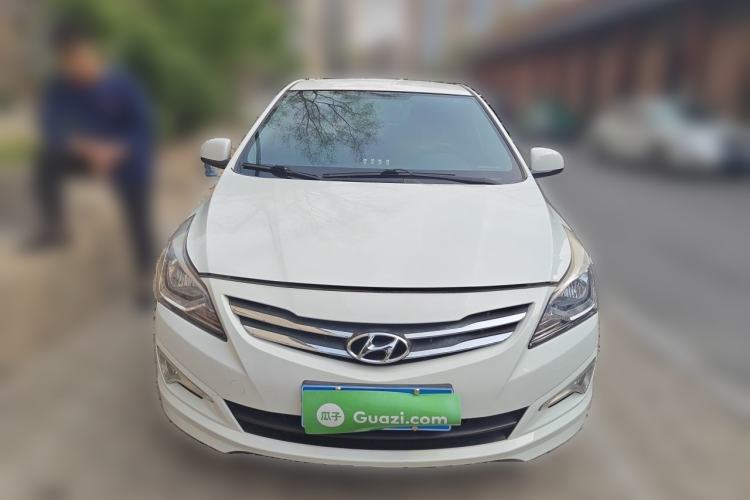 Used Hyundai Verna (older generation) 2014 1.4L Manual Smart GLS Trim Front