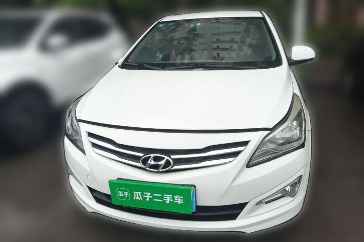 Used Hyundai Verna (older generation) 2014 1.4L Manual Smart GLS Trim Front
