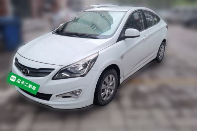 Used Hyundai Verna (older generation) 2014 1.4L Manual Smart GLS Trim