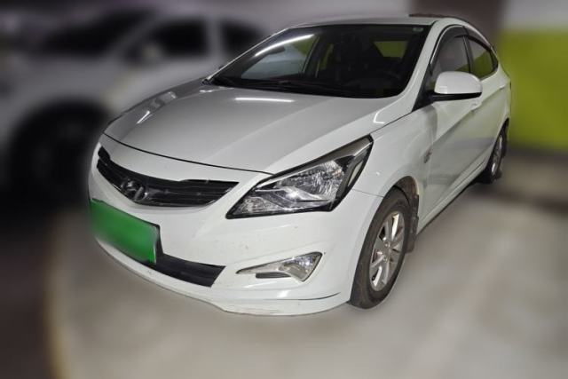 Used Hyundai Verna (older generation) 2014 1.4L Manual Smart GLS Trim