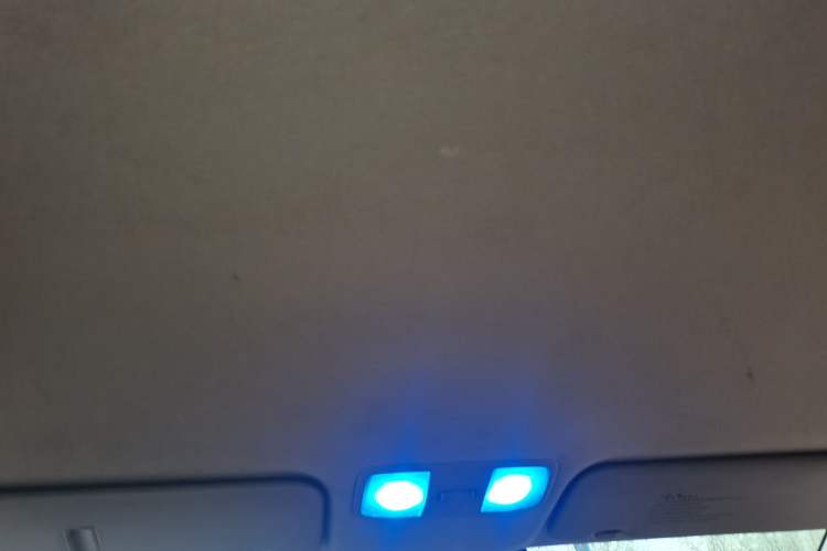 Used Hyundai Verna (older generation) 2014 1.4L Manual Smart GLS Trim Headliner