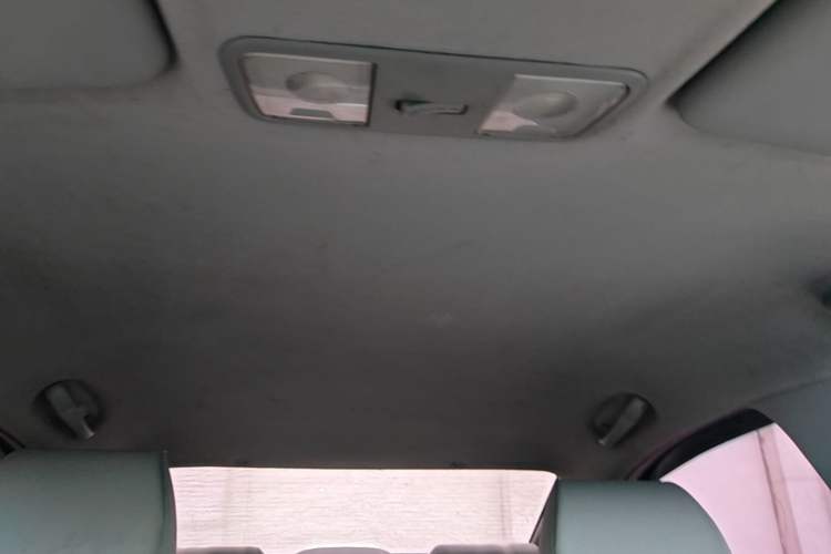 Used Hyundai Verna (older generation) 2014 1.4L Manual Smart GLS Trim Headliner
