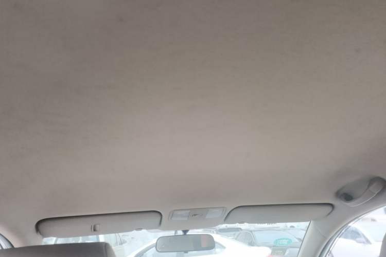 Used Hyundai Verna (older generation) 2014 1.4L Manual Smart GLS Trim Headliner