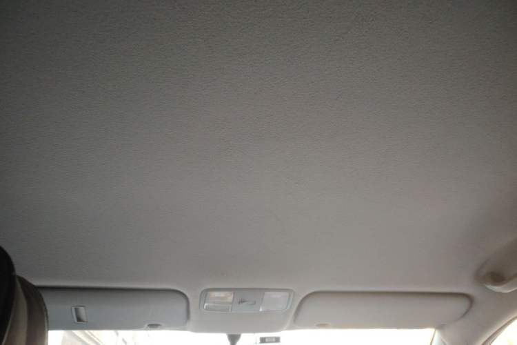 Used Hyundai Verna (older generation) 2014 1.4L Automatic Smart GLS Headliner