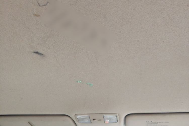 Used Hyundai Verna (older generation) 2014 1.4L Automatic Smart GLS Headliner