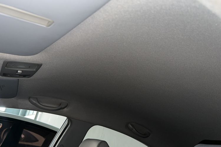 Used Hyundai Verna (older generation) 2014 1.4L Automatic Smart GLS Headliner