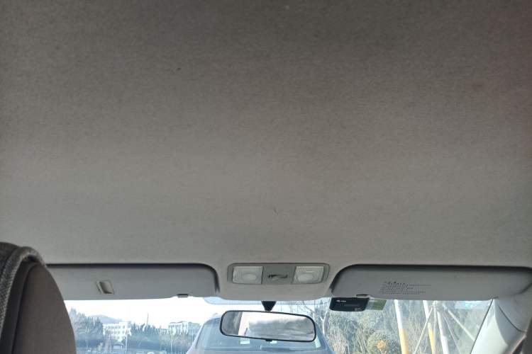 Used Hyundai Verna (older generation) 2014 1.4L Manual Smart GLS Trim Headliner