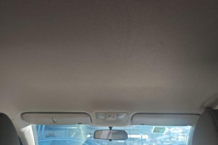 Used Hyundai Verna (older generation) 2014 1.4L Manual Smart GLS Trim Headliner