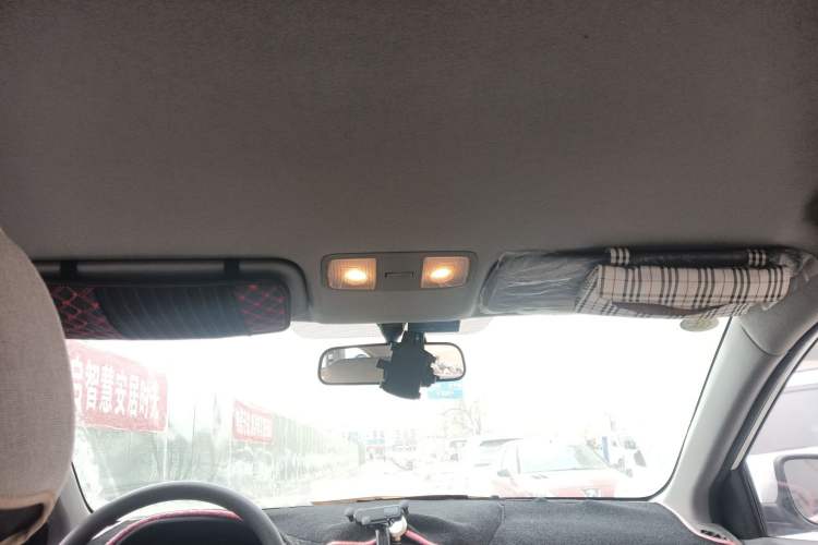 Used Hyundai Verna (older generation) 2014 1.4L Manual Smart GLS Trim Headliner