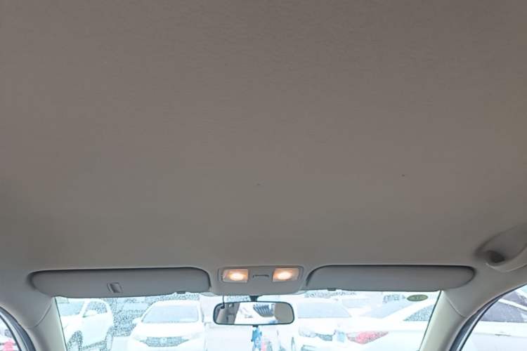 Used Hyundai Verna (older generation) 2014 1.4L Manual Smart GLS Trim Headliner