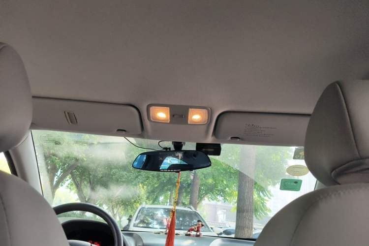 Used Hyundai Verna (older generation) 2014 1.4L Manual Smart GLS Trim Headliner