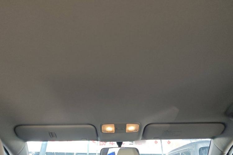 Used Hyundai Verna (older generation) 2014 1.4L Automatic Smart GLS Headliner