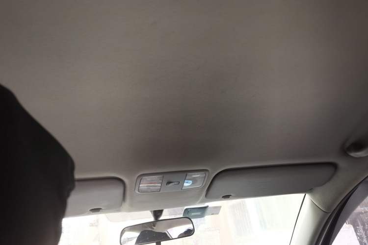 Used Hyundai Verna (older generation) 2014 1.4L Manual Smart GLS Trim Headliner