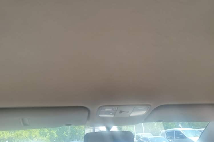 Used Hyundai Verna (older generation) 2014 1.4L Manual Smart GLS Trim Headliner