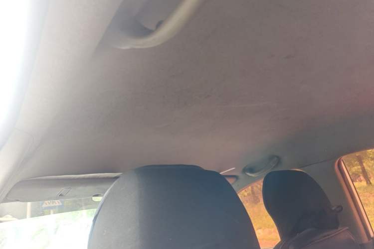 Used Hyundai Verna (older generation) 2014 1.4L Manual Smart GLS Trim Headliner