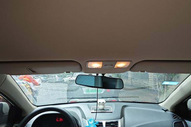 Used Hyundai Verna (older generation) 2014 1.4L Manual Smart GLS Trim Headliner