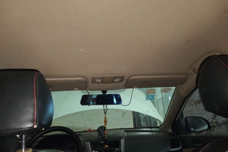 Used Hyundai Verna (older generation) 2014 1.4L Manual Smart GLS Trim Headliner