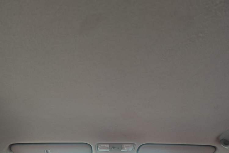 Used Hyundai Verna (older generation) 2014 1.4L Automatic Smart GLS Headliner