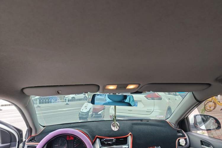 Used Hyundai Verna (older generation) 2014 1.4L Manual Smart GLS Trim Headliner