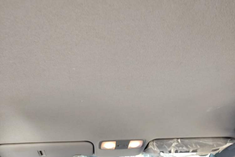 Used Hyundai Verna (older generation) 2014 1.4L Manual Fashion GS Model Headliner