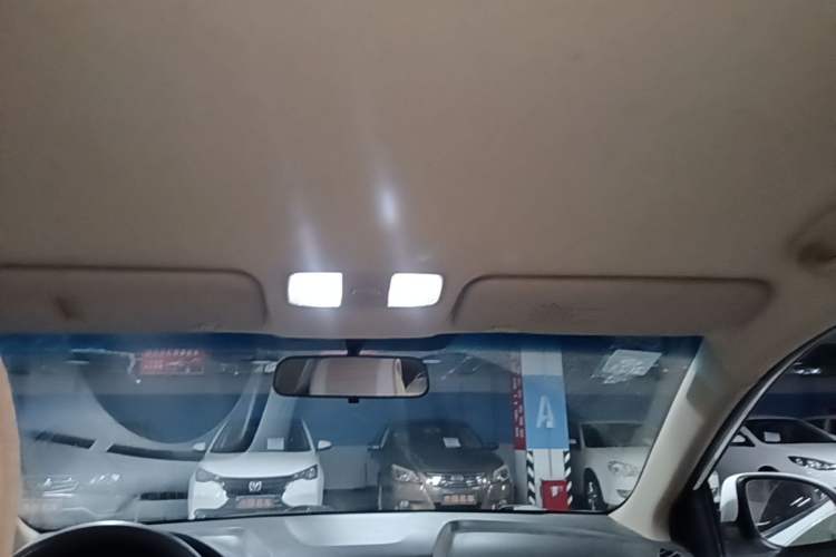 Used Hyundai Verna (older generation) 2014 1.4L Manual Smart GLS Trim Headliner
