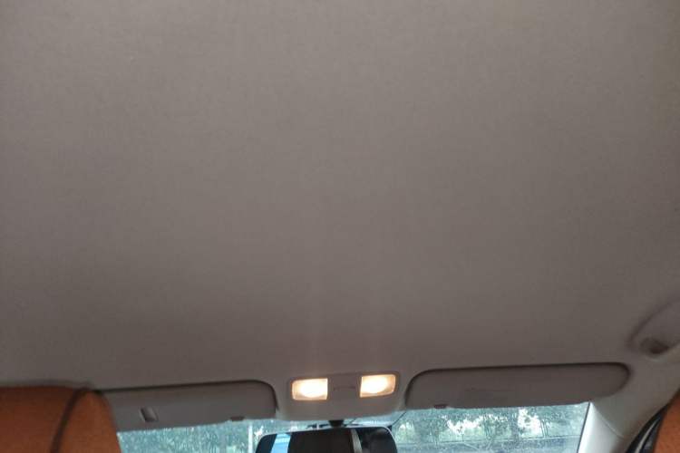 Used Hyundai Verna (older generation) 2014 1.4L Manual Smart GLS Trim Headliner