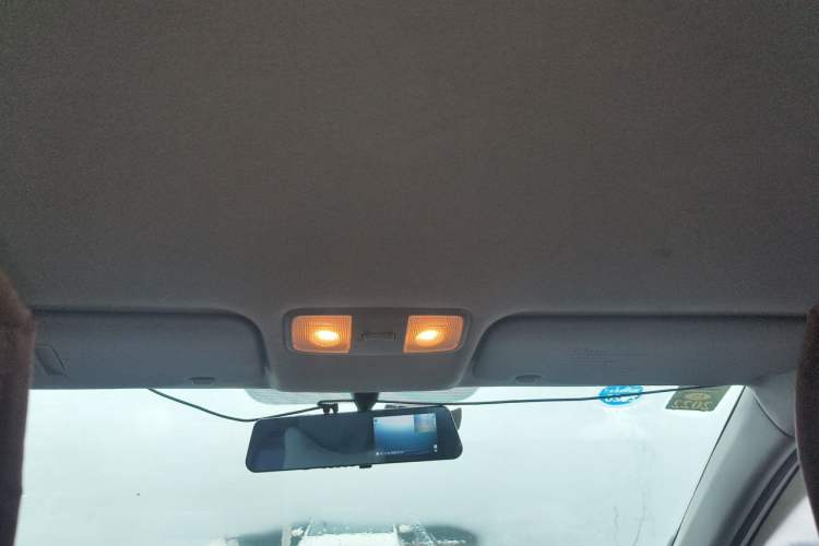 Used Hyundai Verna (older generation) 2014 1.4L Manual Smart GLS Trim Headliner
