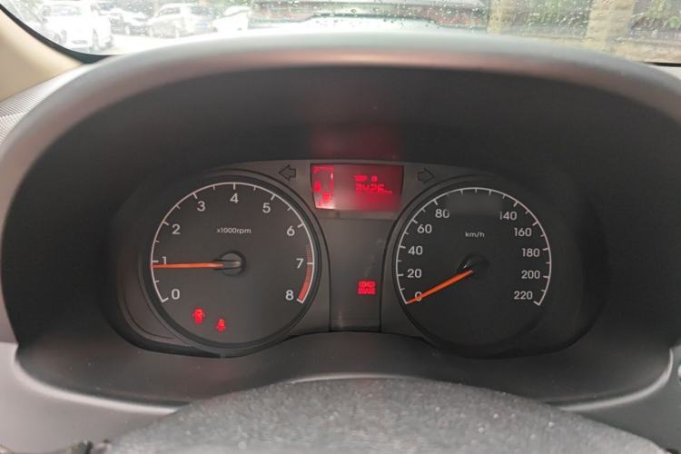 Used Hyundai Verna (older generation) 2014 1.4L Manual Smart GLS Trim Instrument Cluster
