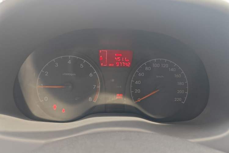 Used Hyundai Verna (older generation) 2014 1.4L Manual Smart GLS Trim Instrument Cluster