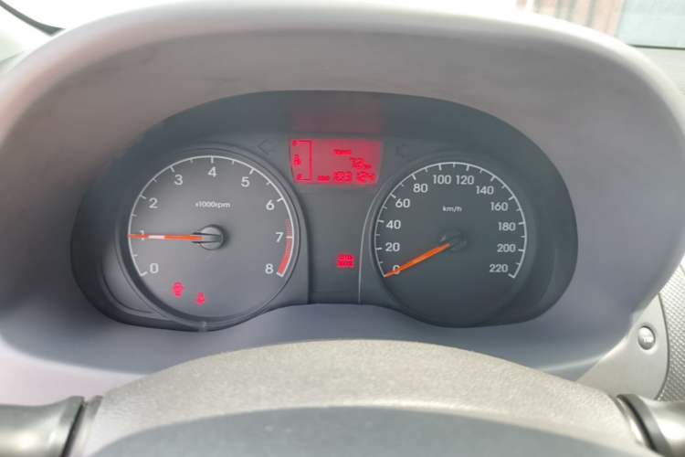Used Hyundai Verna (older generation) 2014 1.4L Manual Smart GLS Trim Instrument Cluster