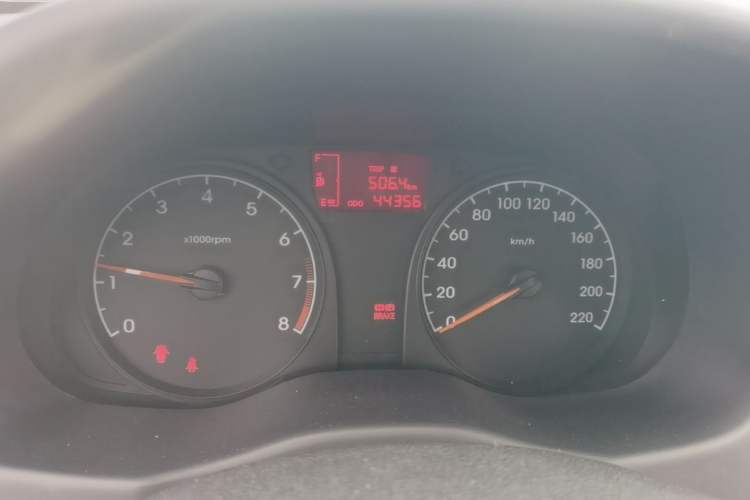 Used Hyundai Verna (older generation) 2014 1.4L Manual Smart GLS Trim Instrument Cluster