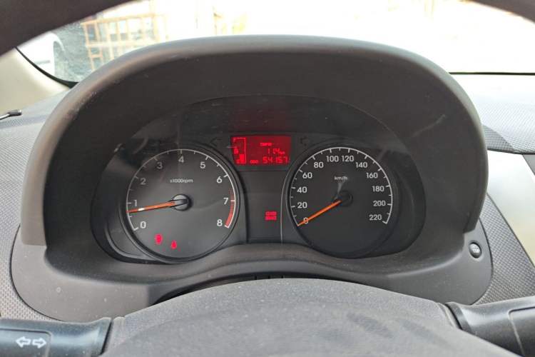 Used Hyundai Verna (older generation) 2014 1.4L Manual Fashion GS Model Instrument Cluster