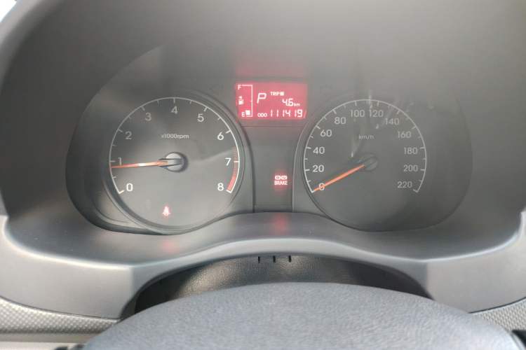 Used Hyundai Verna (older generation) 2014 1.4L Automatic Smart GLS Instrument Cluster