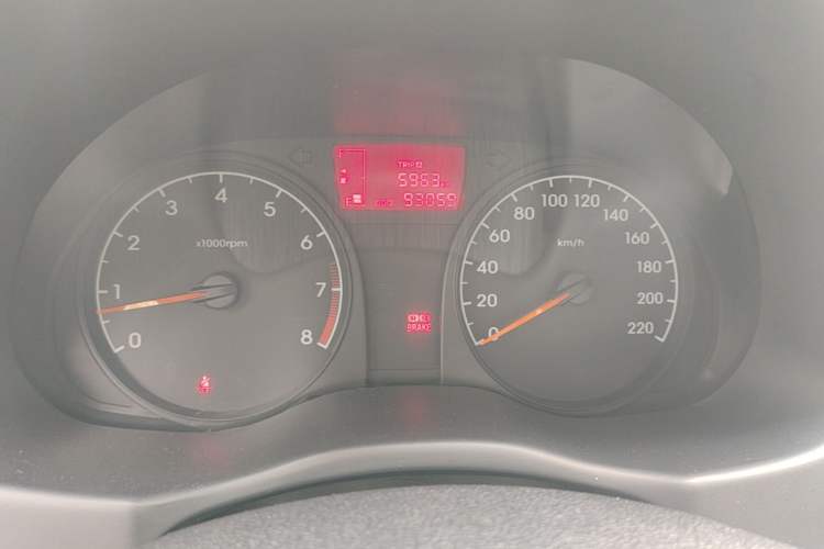 Used Hyundai Verna (older generation) 2014 1.4L Manual Smart GLS Trim Instrument Cluster