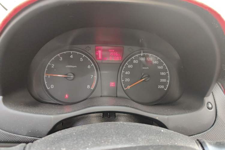 Used Hyundai Verna (older generation) 2014 1.4L Manual Smart GLS Trim Instrument Cluster
