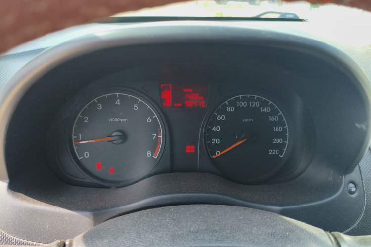 Used Hyundai Verna (older generation) 2014 1.4L Manual Smart GLS Trim Instrument Cluster