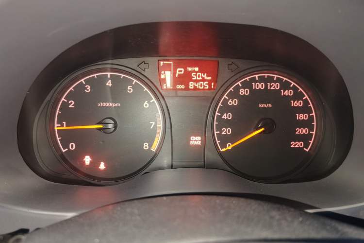 Used Hyundai Verna (older generation) 2014 1.4L Automatic Fashion GS Model Instrument Cluster