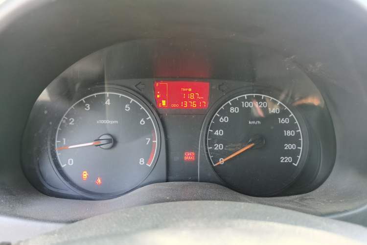 Used Hyundai Verna (older generation) 2014 1.4L Manual Fashion GS Model Instrument Cluster