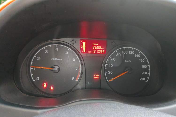 Used Hyundai Verna (older generation) 2014 1.4L Manual Smart GLS Trim Instrument Cluster