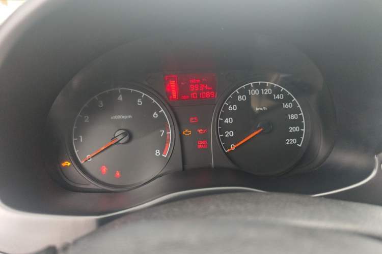 Used Hyundai Verna (older generation) 2014 1.4L Manual Smart GLS Trim Instrument Cluster