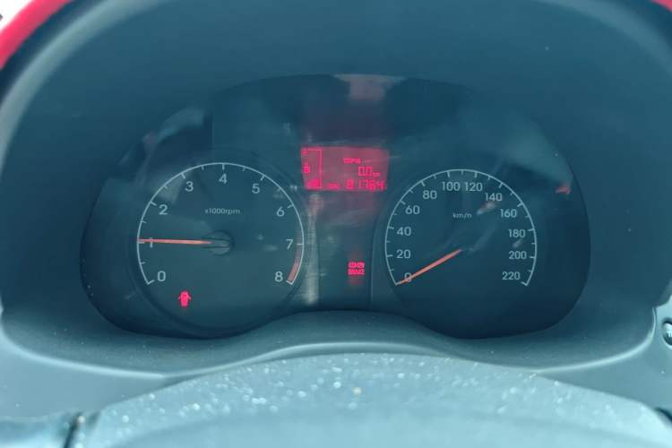 Used Hyundai Verna (older generation) 2014 1.4L Manual Smart GLS Trim Instrument Cluster
