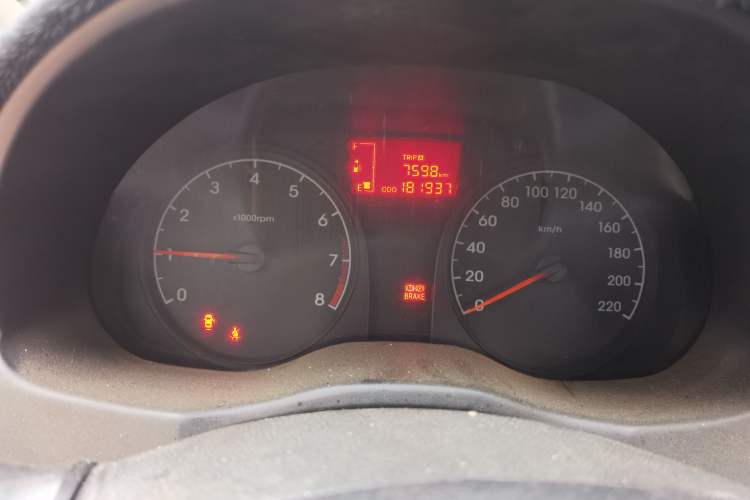 Used Hyundai Verna (older generation) 2014 1.4L Manual Smart GLS Trim Instrument Cluster
